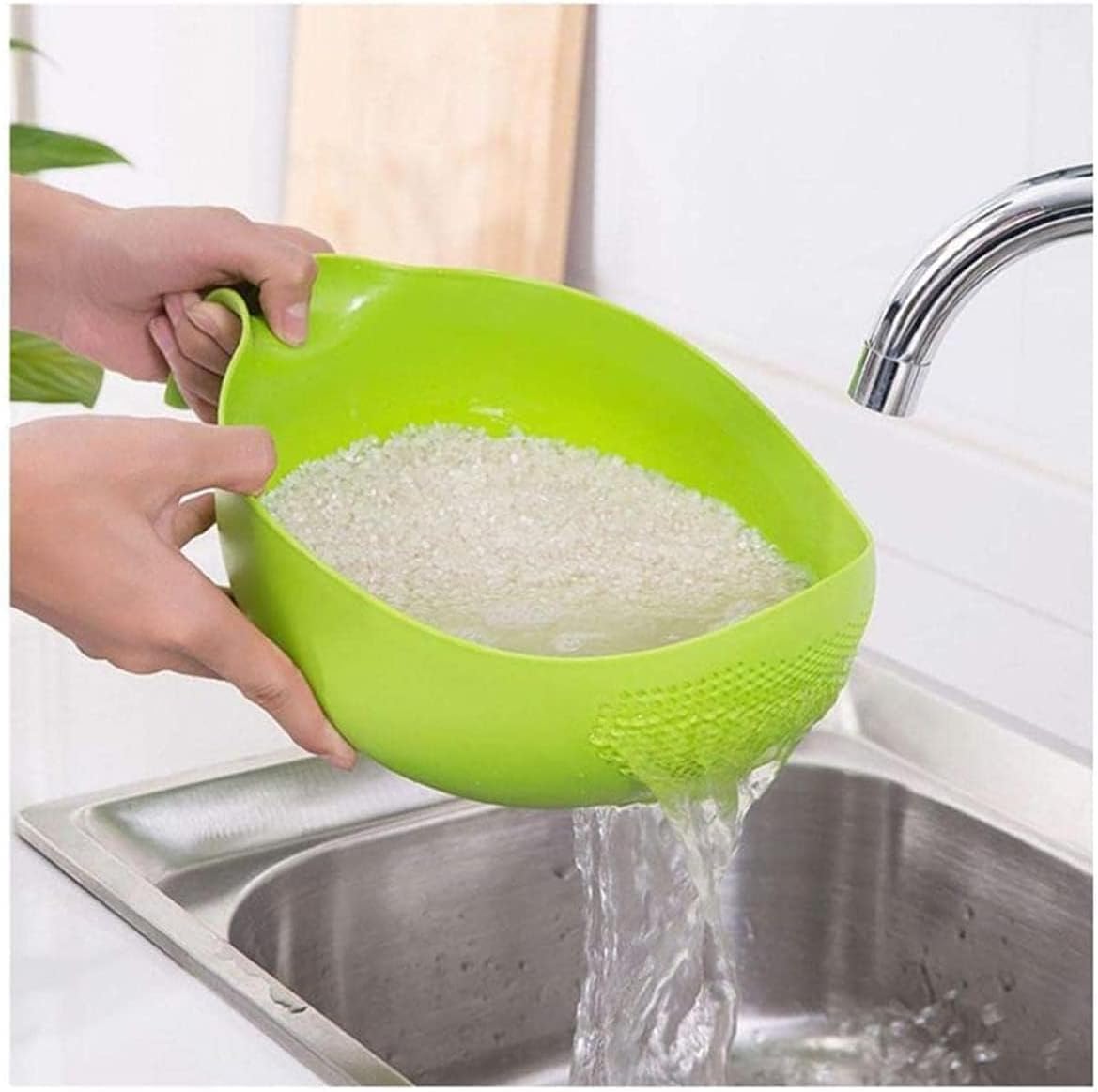 RICH MORE Plastic Rice Washing Bowl with Strainer, Green, 11x6x5 inch, Kitchen Colander with Handle